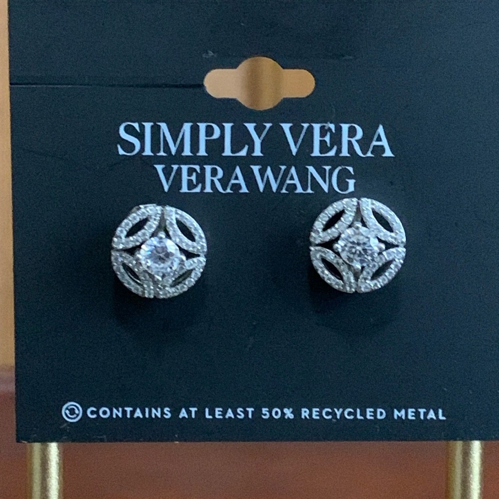 NWT Simply Vera Vera Wang silver tone rhinestone earrings